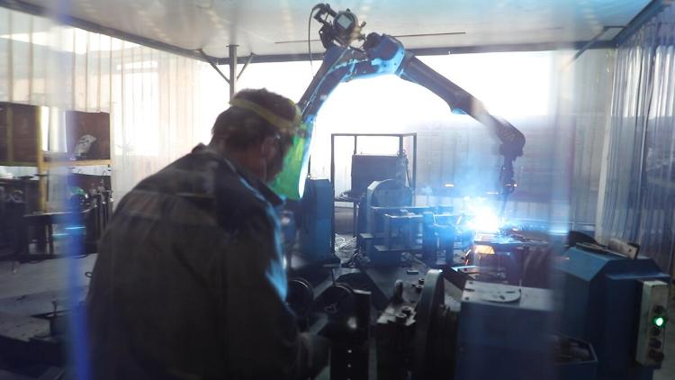 九游(JIUYOU)财鑫闻丨小县城拿下健身器材市场七成全国份额(图4)