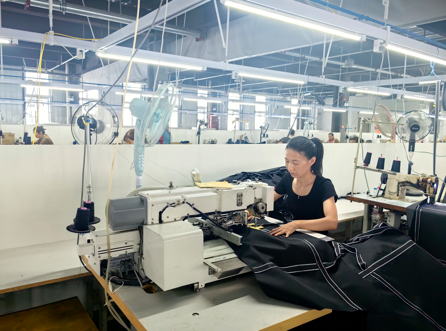 安徽阜阳:鼓了“钱袋子”还能“带孩子”九游体育(图1) 安徽阜阳:鼓了“钱袋子”还能“带孩子”九游体育(图1)