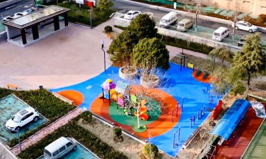 九游体育青岛西海岸新区:老旧小区健身器材焕新升级 助力健康生活“动起来”(图1) 九游体育青岛西海岸新区:老旧小区健身器材焕新升级 助力健康生活“动起来”(图1)