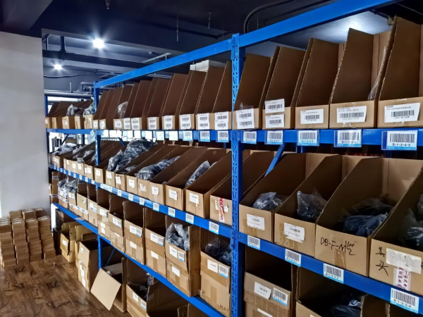 九游体育在浙江这座小城里窥见京东又便宜又好的秘密(图5)